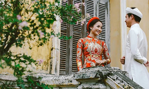 Video: Vợ càng dịu dàng chồng càng thành đạt