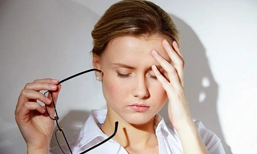 Video: Dành 1 phút làm việc này, đánh tan cơn đau đầu do viêm xoang