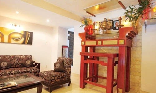 Video: Bàn thờ cho nhà chung cư đặt thế nào mới đón tài lộc