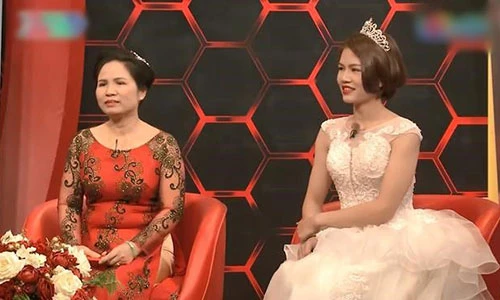 Video: Lỡ tay đánh mẹ chồng lúc dạy con, nàng dâu hứa sẽ thay đổi 