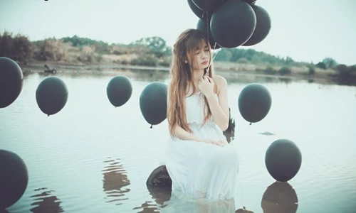 Video: Buông bỏ quá khứ và bắt đầu hạnh phúc mới