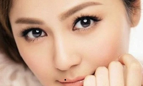 Video: Phụ nữ có nốt ruồi này không tẩy rất dễ vướng tai họa