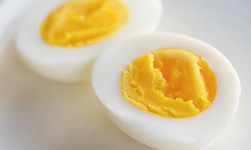Video: Tránh xa ngay 12 cách ăn và chế biến trứng gà vô cùng nguy hại