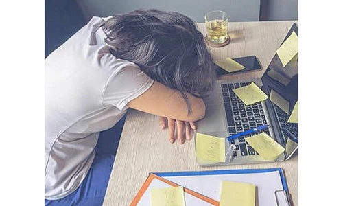 Video: Ngủ trưa 15 phút mỗi ngày, bạn sẽ nhận hàng tá lợi ích sức khỏe