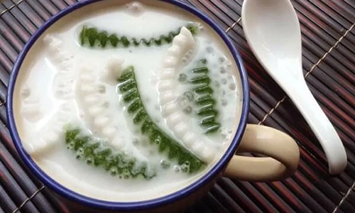 Video: Cách làm chè dừa non thạch lá dứa xua tan mệt mỏi ngày hè