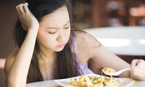 Video: 12 dấu hiệu cảnh báo gan bị tổn thương nặng nề