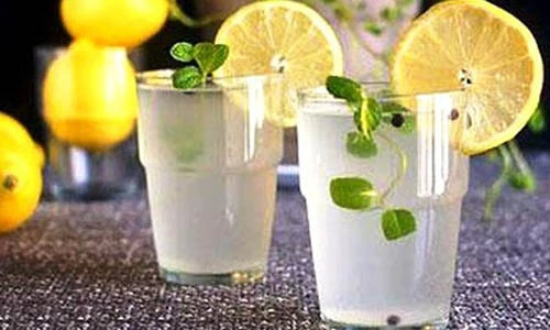 Video: 10 sự thật “không ngờ” về việc uống nước chanh vào buổi sáng