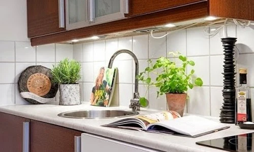 Video: Bố trí bếp và chậu rửa thế nào để tránh xung khắc trong gia đình?