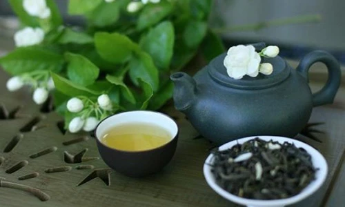 Video: Hậu quả khủng khiếp của việc uống trà ngay sau ăn