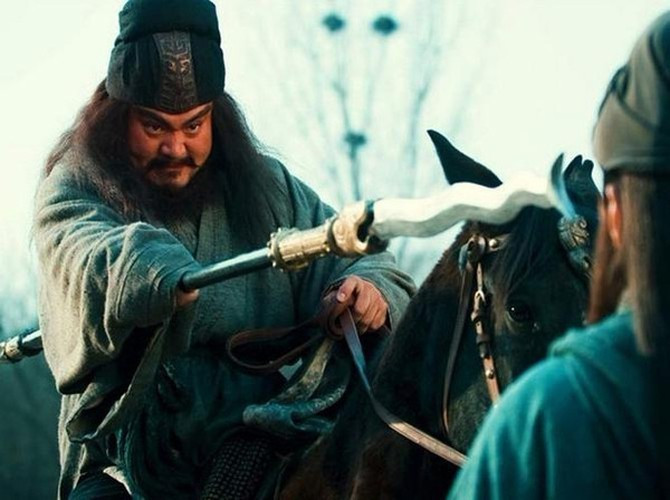 Với ngựa Xích Thố và Phương Thiên Họa kích - vũ khí có khả năng sát thương cao, Lã Bố đã chinh chiến khắp nơi và giành được nhiều chiến thắng áp đảo.