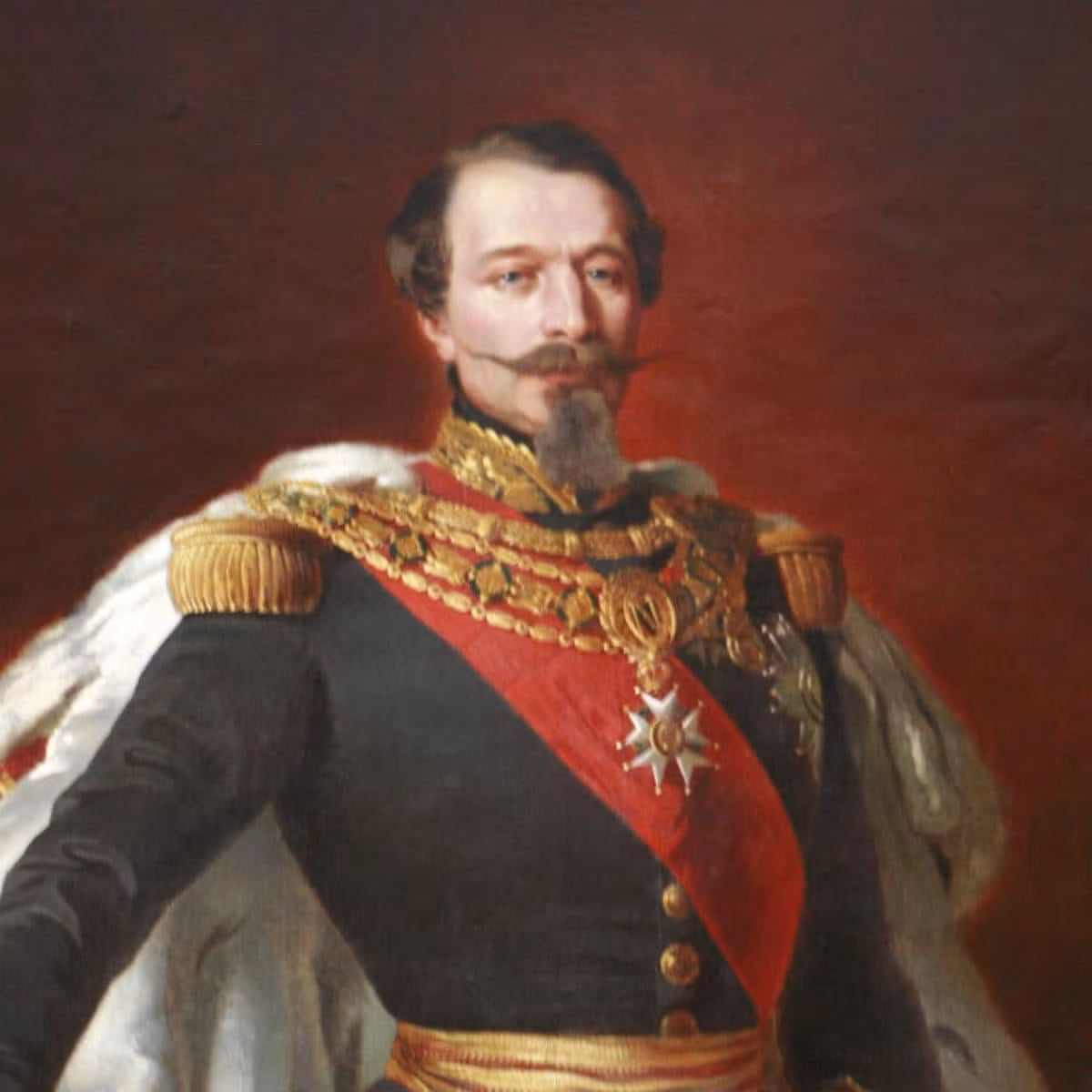 May mắn là 3 quả bom không gây nguy hiểm đến tính mạng của hoàng đế Napoleon III và hoàng hậu Eugénie. Dù vậy, vụ nổ bom khiến họ có vài vết xước nhỏ do mảnh kính vỡ bắn vào. Ảnh: CeCILL at Wikipedia.