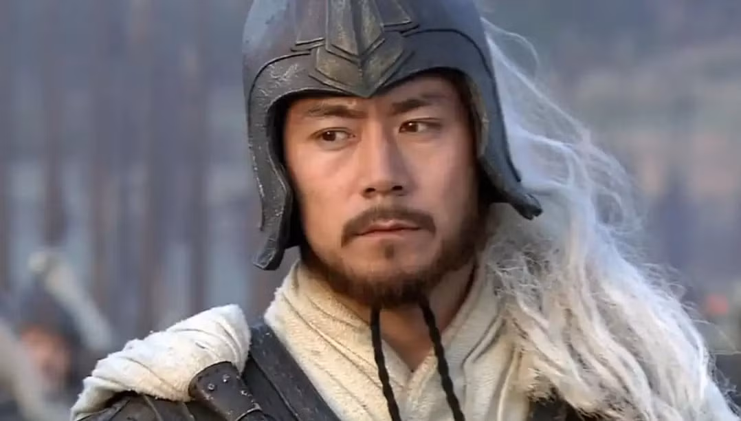 Quan Vũ dẫn theo con trai Quan Bình và mười mấy kỵ binh mở đường máu, chạy đến Mạch Thành thì bị quân Lã Mông bao vây. (Ảnh: Sohu)