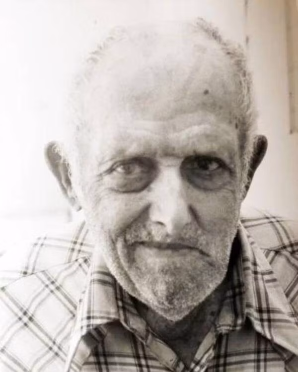 Cụ ông người Mỹ Charles Osborne nắm giữ kỷ lục Guinness thế giới khá "đặc biệt" là nấc cụt liên tục trong thời gian dài nhất. Trong 68 năm, ông có khoảng 60 triệu lần nấc cụt. Ảnh: Twitter/Seriously Strange.