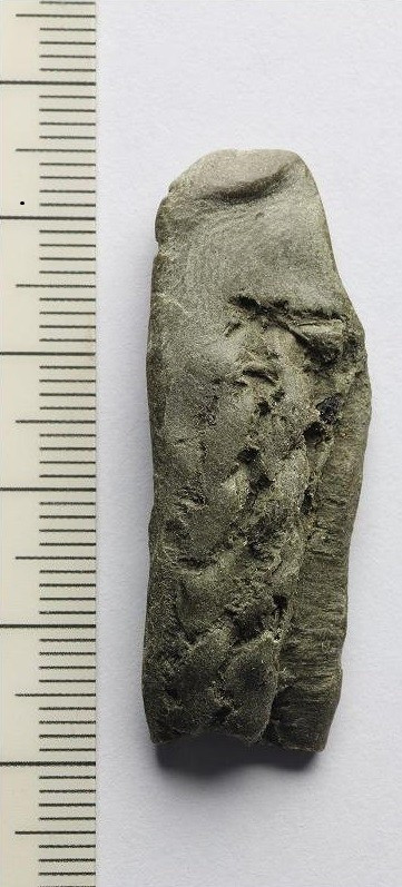 Các chuyên gia đánh giá việc tìm thấy dấu vân tay cung cấp bằng chứng quan trọng liên quan một thành viên thủy thủ đoàn trên thuyền Hjortspring. Ảnh: Erik Johansson, 3D model by Sahel Ganji; Fauvelle et al., 2025, PLOS One, CC-BY 4.0.