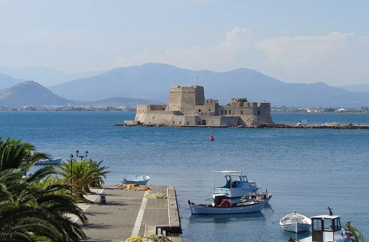 Điều này dẫn đến nhiều làn sóng di cư nhưng chỉ một số ít được ghi chép lại trong lịch sử. Nghiên cứu ADN cổ ​​đại đã bắt đầu làm sáng tỏ những làn sóng dân số trong Thời kỳ Di cư. Ảnh: Wikimedia commons cc by 4.0.