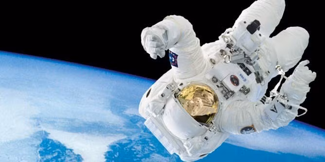 Theo nhóm nghiên cứu, sau một thời gian ngắn ở môi trường không trọng lực chỉ vài tuần, các phi hành gia có thể gặp phải những thay đổi có thể đo lường được về hình dạng não bộ. Ảnh: theconversation.com.