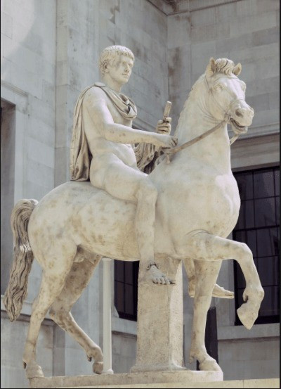 Nhiều người còn bất ngờ hơn khi một số tài liệu còn ghi chép về việc con ngựa Incitatus của hoàng đế Caligula còn được nhiều người hầu đảm nhận nhiệm vụ chăm sóc. Ảnh: Google Images.