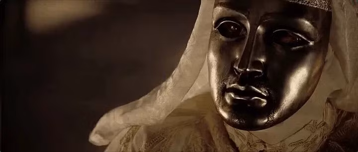 Thế nhưng, căn bệnh quái ác đã hủy hoại cơ thể Vua Baldwin khiến Vua Baldwin bị lở loét nhiều trên cơ thể và bị mù mắt. Năm 24 tuổi, ông hoàng này đề nghị thoái vị vì lý do sức khỏe. Tuy nhiên, thần dân vẫn một mực ủng hộ, thể hiện sự tôn kính dành cho Vua Baldwin. Ảnh: medium.com.