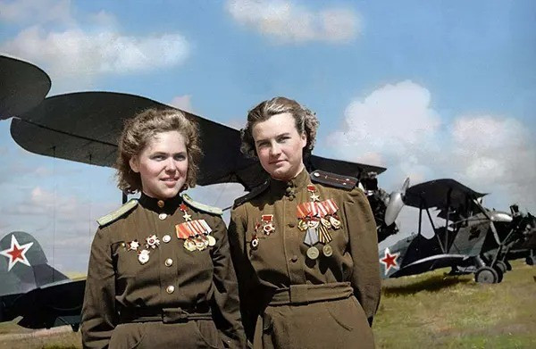 Tuy nhiên, ưu điểm của máy bay Po-2 là trọng lượng nhẹ và tốc độ chậm hơn tiêm kích Đức qua đó giúp chúng khó bị ngắm bắn và có thể cất hạ cánh trên nhiều địa hình.