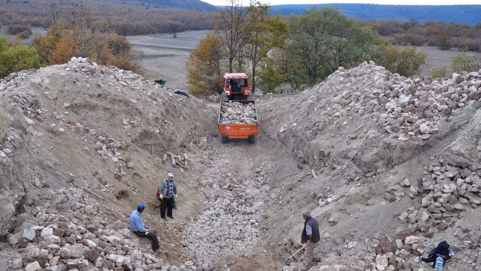 Vua Midas là nhà cai trị của vương quốc Phrygia sống vào thế kỷ thứ 8 trước Công nguyên và nổi tiếng giai thoại sở hữu khả năng biến mọi thứ thành vàng mỗi khi chạm tay vào. Ảnh: Hüseyin Erpehlivan.