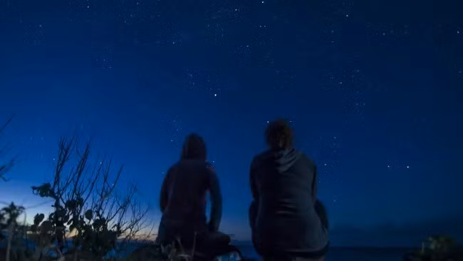 Khi đó, chắc chắn sẽ có một lần trăng non thứ hai xuất hiện vào cuối tháng đó. Đó được gọi là trăng đen hàng tháng, xảy ra khoảng 29 tháng/lần. Lần trăng đen hàng tháng tiếp theo sẽ xảy ra vào ngày 31/8/2027. Ảnh: Alasdair Turner via Getty Images.