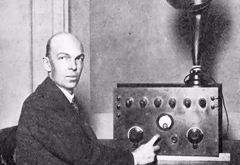 Edwin Howard Armstrong (1890 –1954). Ảnh: Radio Hall Of Fame.