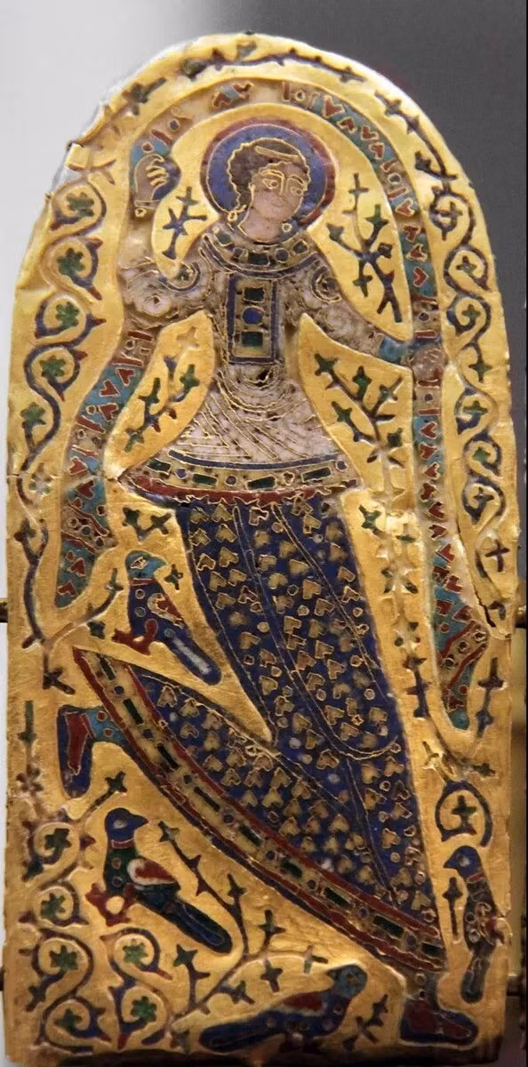 Tuy nhiên, Constantine IX không một mình cai trị đế chế Byzantine. Ông đồng cai trị đất nước cùng với vợ là hoàng hậu Zoë và em gái của bà hoàng là Theodora. Ảnh: medium.com.