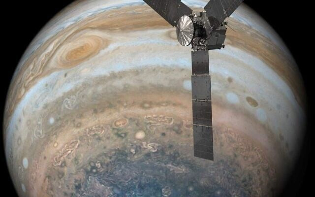 Trong nghiên cứu mới công bố, các chuyên gia tại Viện Khoa học Weizmann (Israel) công bố khám phá đột phá về sao Mộc - hành tinh lớn nhất trong Hệ Mặt trời. Theo họ, sao Mộc có kích thước nhỏ hơn và dẹt hơn so với những gì các nhà khoa học đã tin tưởng trong 50 năm qua. Ảnh: Visualization/Courtesy/NASA.