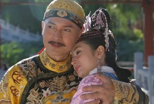 Theo ghi chép trong cung, Càn Long thường xuyên lật thẻ của Tuần tần. (Ảnh: Sohu)