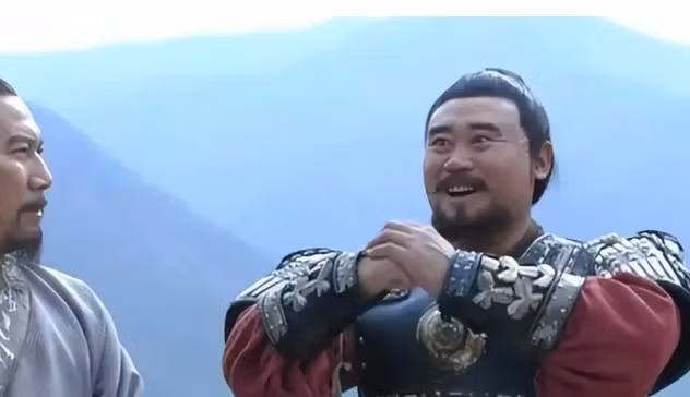 Từ Đạt tuy không trực tiếp được Quách Tĩnh dạy dỗ, nhưng trong Ỷ Thiên Đồ Long ký, ông đã học được binh pháp Võ Mục di thư do Quách Tĩnh để lại. (Ảnh: Sohu)