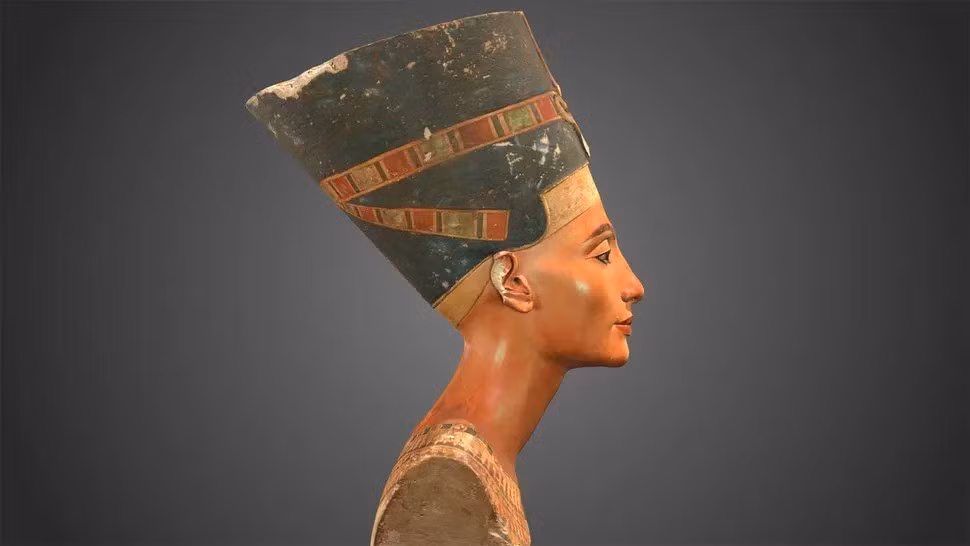 Trong bộ phim tài liệu đó, Tiến sĩ Hawass tuyên bố đã thu hẹp phạm vi tìm kiếm lăng mộ của Nữ hoàng Nefertiti xuống một khu vực nhỏ ở phía đông Thung lũng các Vua. Ảnh: Cosmo Wenman, CC BY-NC-SA 3.0.