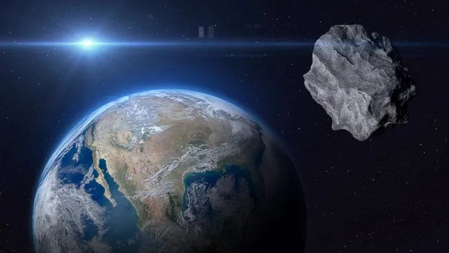 Tuy nhiên, các chuyên gia mới xác định được vị trí của khoảng 40% tiểu hành tinh trong số này. Điều này có nghĩa còn khoảng 15.000 tiểu hành tinh có thể lao xuống Trái đất nhưng con người vẫn chưa biết tới chúng hay có thể xác định vị trí. Ảnh: buradaki via Getty Images.