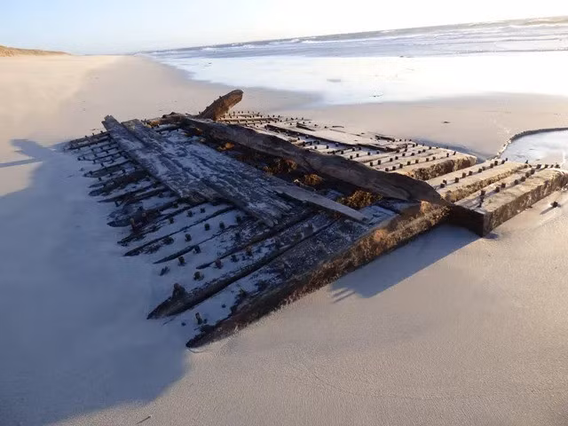 Trong thời gian từ năm 1784 - 1787, tàu Earl of Chatham dưới sự chỉ huy của William Brown đã săn được 19 con cá voi. Ảnh: Rod Thorne / Orkney Islands Council.