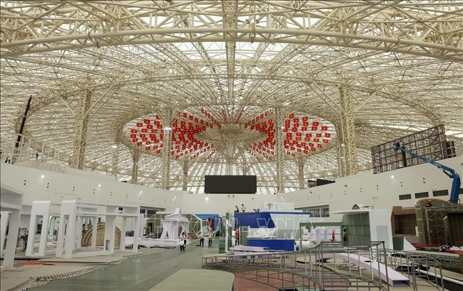 Lần đầu tiên, các Bộ, ban, ngành Trung ương cùng 34 tỉnh, thành phố và hơn 200 doanh nghiệp sẽ hội tụ tại một sự kiện quy mô đặc biệt, được tổ chức tại Trung tâm Triển lãm Việt Nam (Đông Anh, Hà Nội). Ảnh: Quốc Khánh/TTXVN