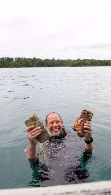 Mặc dù có quy mô nhỏ hơn so với các đế chế Anh, Pháp hoặc Bồ Đào Nha, Đan Mạch vẫn là một trong quốc gia phát triển hoạt động buôn bán nô lệ xuyên Đại Tây Dương từ giữa những năm 1600 cho đến đầu những năm 1800. Công ty Tây Ấn Đan Mạch đã vận chuyển hơn 120.000 nô lệ. Ảnh: Nationalmuseet/Facebook.