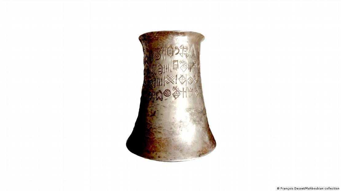 Các nhà nghiên cứu nhanh chóng nhận ra chữ Elamite tuyến tính là một trong 4 hệ thống chữ viết cổ nhất được biết đến trong lịch sử thế giới. Ba hệ thống chữ viết còn lại gồm: chữ tượng hình Ai Cập, chữ hình nêm Lưỡng Hà và chữ Indus. Ảnh: François Desset/Mahboubian collection.