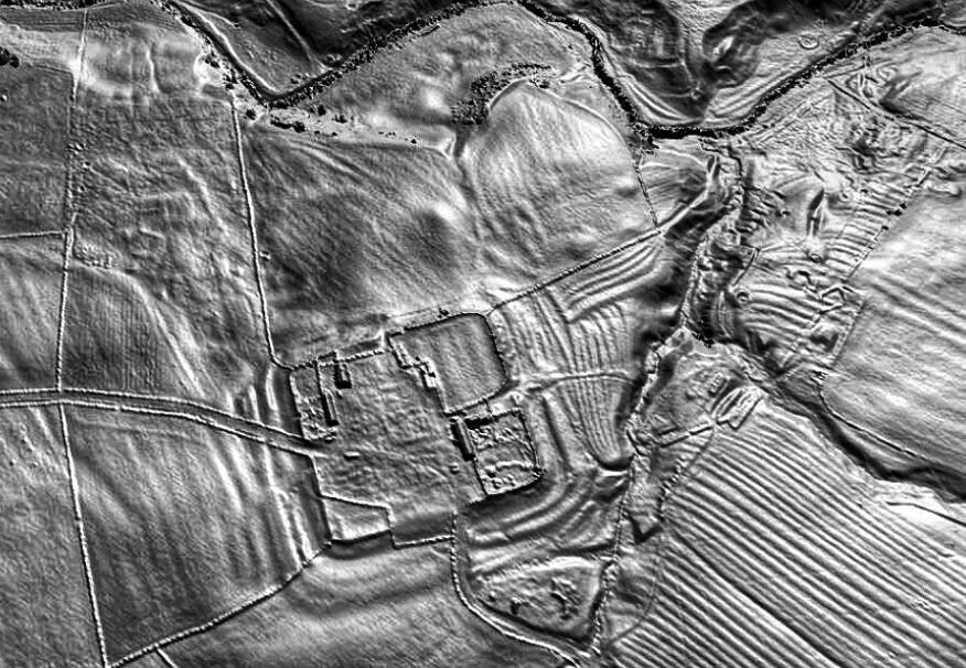 Giám đốc khai quật Richard Carlton và là nhà khảo cổ học tại Đại học Newcastle cho biết viên đá quý mới tìm thấy "được cho là độc nhất vô nhị ở Anh và Bắc Âu". Ảnh: arkeonews.