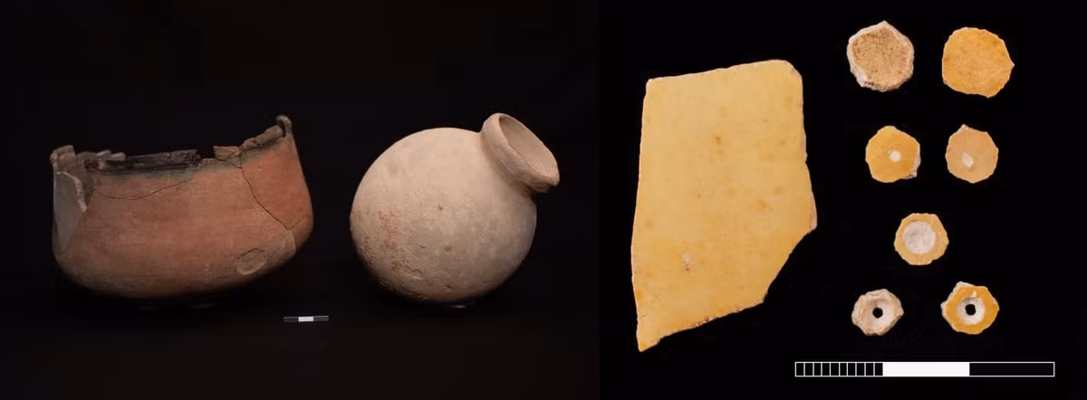 Từ đây, các chuyên gia nhận định người phụ nữ có thể đã chết trước hoặc trong khi chuyển dạ. Ảnh: Ministry of Antiquities and The Mission.