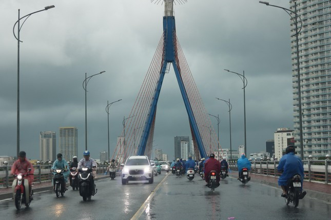 Khu vực miền Trung có thể đón mưa rải rác trong chiều tối nay (5/7).