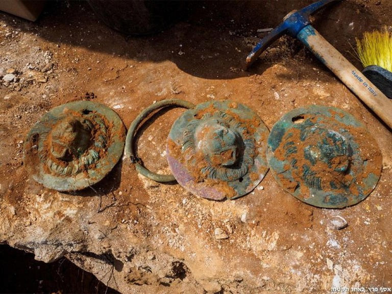 "Đây là một tập hợp phát hiện độc đáo và hiếm có", các nhà khảo cổ học chỉ đạo cuộc khai quật Khirbat Ibreika là Elie Haddad và Elisheva Zwiebel cho biết. Ảnh: Israel Antiquities Authority.