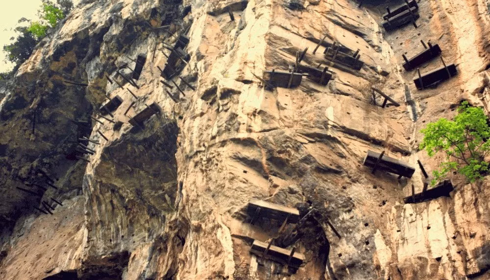 Theo các nhà nghiên cứu, phát hiện mới "cung cấp những hiểu biết có giá trị về nguồn gốc di truyền, văn hóa và lịch sử của phong tục mai táng này". Ảnh: Can Stock Photo/avanbel.