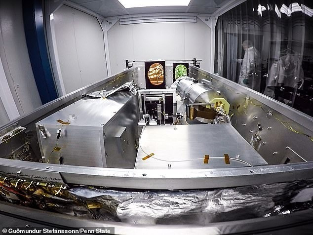 Hiện các nhà khoa học vẫn chưa thể xác nhận sự tồn tại của khí quyển hoặc sự sống trên GJ 251c nhưng họ cho rằng hành tinh này có nằm ở vị trí thuận lợi để hỗ trợ sự sống hay không. Kính viễn vọng mới có thể tiết lộ điều này trong thập kỷ tới. Ảnh: Penn State.