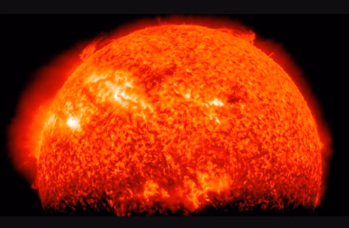 Dù chỉ ở mức nhẹ, chuỗi nhiễu động địa từ kéo dài trong nhiều ngày liên tiếp vẫn có thể tạo cảm giác mệt mỏi đối với những người có cơ địa nhạy cảm. Ảnh: NASA.