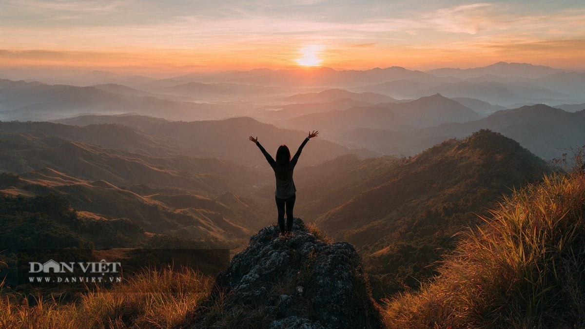 Giấc mơ leo lên đỉnh núi báo trước hành trình mới sắp bắt đầu.