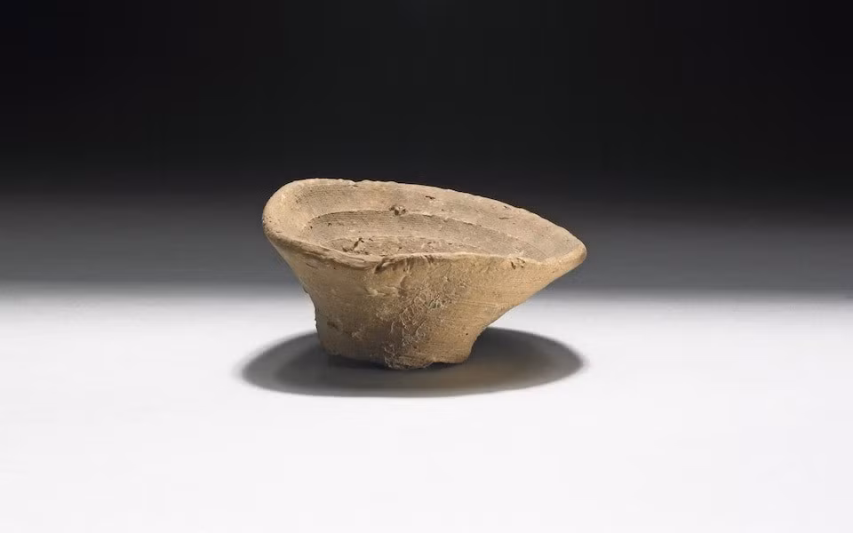 Người Minoan thường xuyên tổ chức tiệc tùng tại cung điện trên đảo Crete. Tại những bữa tiệc và lễ hội xa hoa đó, họ tận hưởng niềm vui và ăn mừng theo cách rất riêng. Theo các chuyên gia, "giới thượng lưu phô trương sự giàu có và địa vị của mình" bằng cách tổ chức những sự kiện này. Ảnh: British Museum.