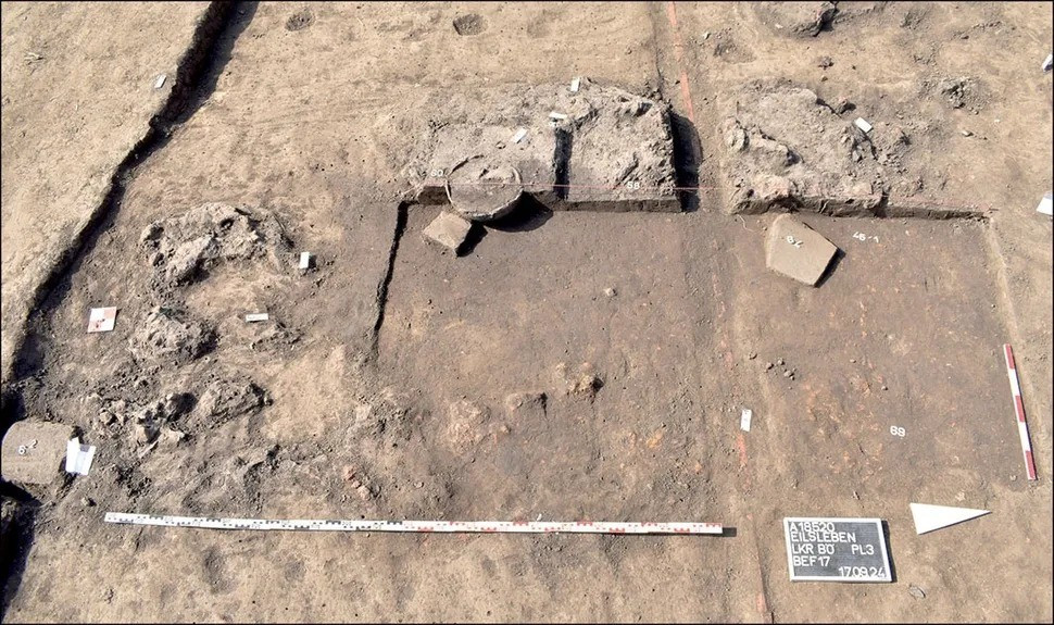 Tác giả chính của nghiên cứu Laura Dietrich và là nhà khảo cổ học tại Đại học Martin Luther Halle-Wittenberg ở Đức, cho biết ngôi làng nông nghiệp cổ xưa gần Eilsleben, cách Hannover khoảng 100 km về phía đông ở miền bắc nước Đức, là "một dạng tiền đồn" của những nông dân đầu tiên ở châu Âu. Ảnh: Martin-Luther University Halle, F. Becker.