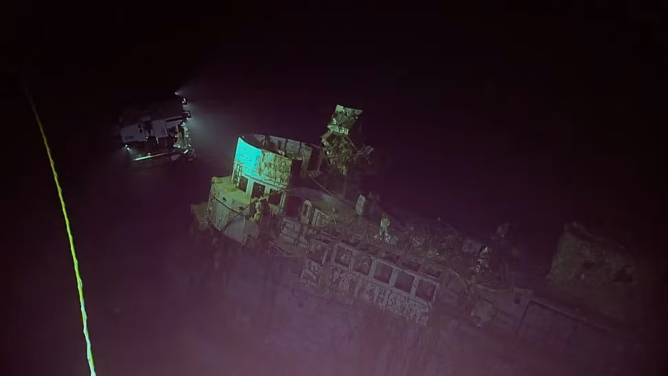 Tàu sân bay USS Yorktown bị hư hại nặng nề trong trận chiến Midway vào đầu tháng 6/1942. Khi đang trên đường trở về Hawaii để sửa chữa, USS Yorktown trúng ngư lôi từ tàu ngầm Nhật Bản. Theo đó, tàu sân bay của Mỹ bị đánh chìm vào ngày 7/6/1942. Ảnh: NOAA Ocean Exploration, 2025 Beyond the Blue.