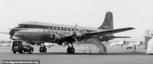 Được cho là một trong những địa điểm đáng sợ nhất nước Mỹ, "Tam giác Michigan" là nơi xảy ra khoảng 20.000 vụ mất tích bí ẩn. Những vụ mất tích bao gồm cả cư dân địa phương đi bộ đường dài cho tới những máy bay chở khách. Ảnh: michiganshipwrecks.org.