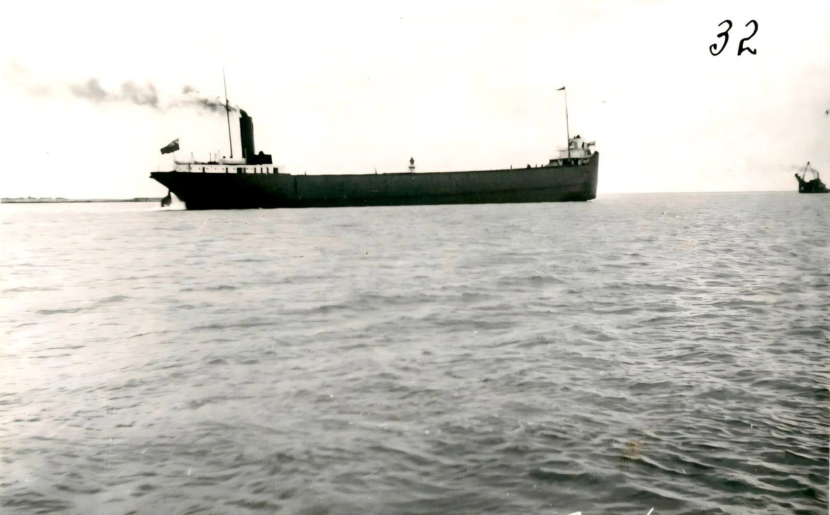 SS James Carruthers là con tàu cuối cùng trong số 8 chiếc được biết tới là đã chìm ở hồ Huron trong trận bão tuyết mang tên "Bão Trắng". Những xác tàu này đã được tìm thấy từ năm 1913 - 2015. Ảnh: Detroit Free Press.