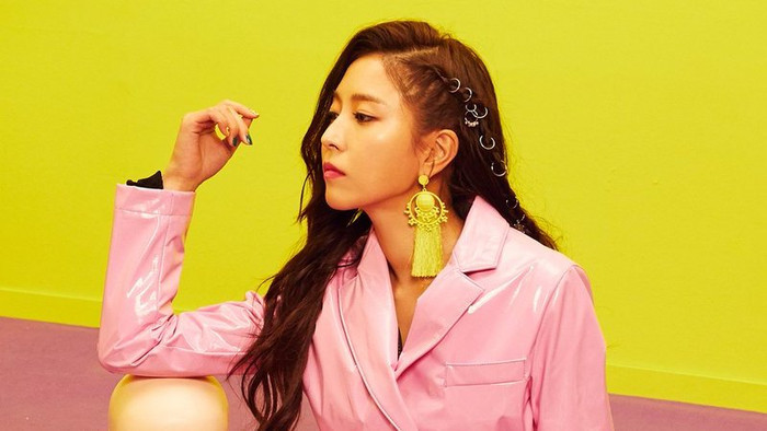 Nữ ca sĩ đình đám quốc tế nhảy nhót trên đường phố Việt Nam ảnh 9 Nữ ca sĩ đình đám quốc tế nhảy nhót trên đường phố Việt Nam ảnh 9